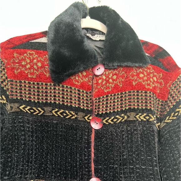Vintage Boho Embroidered Velvet Jacket Red Black Artsy Patchwork Jacket Size M - Picture 10 of 13